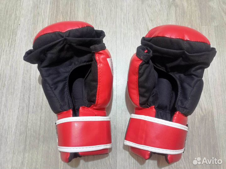 Перчатки для рукопашного боя Green Hill Грин Хилл