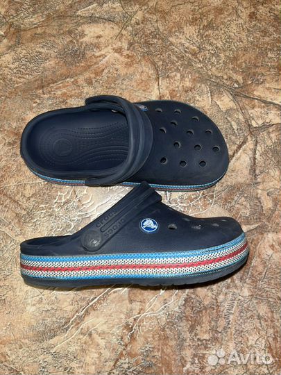 Crocs J1