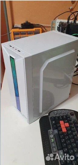 Корпус Ginzzu B380 Rgb Белый и Чёрный