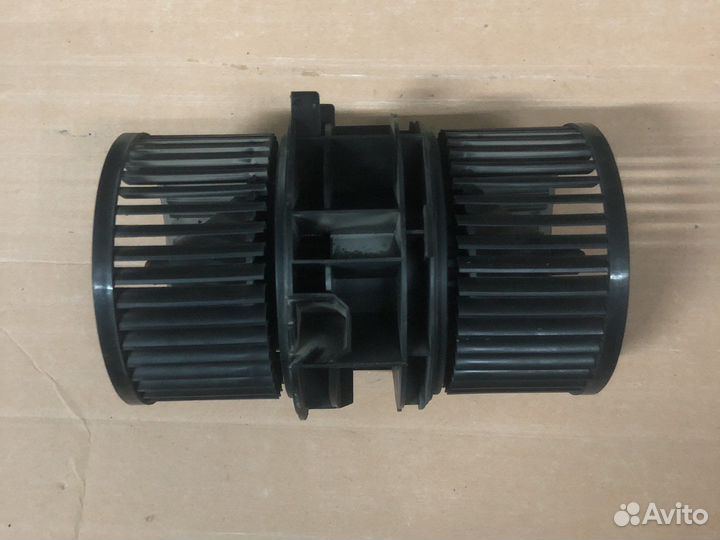 Renault megane 3 моторчик печки