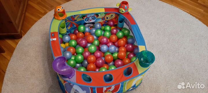 Бассейн с шариками playgro