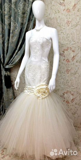 Свадебное платье 42 44