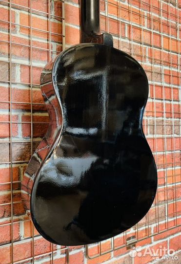 Гитара детская 1/2 + аксессуар