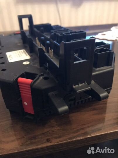 Блок предохранителей Mercedes