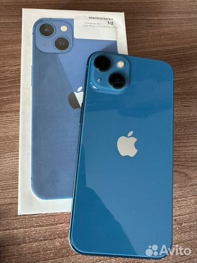 Телефон iPhone13