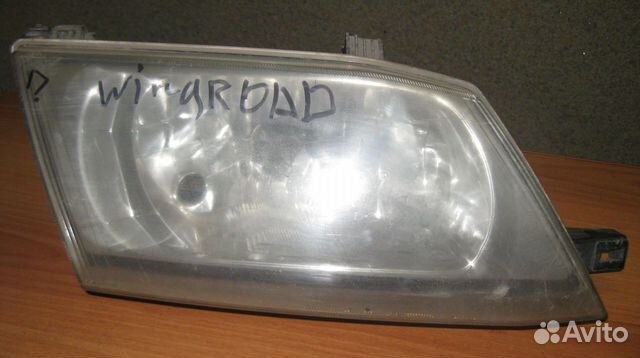 Фара правая Nissan Wingroad (99-05 года) WFY11, wh