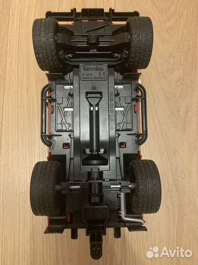 Машинка Игрушка / Коллекционная модель Land Rover