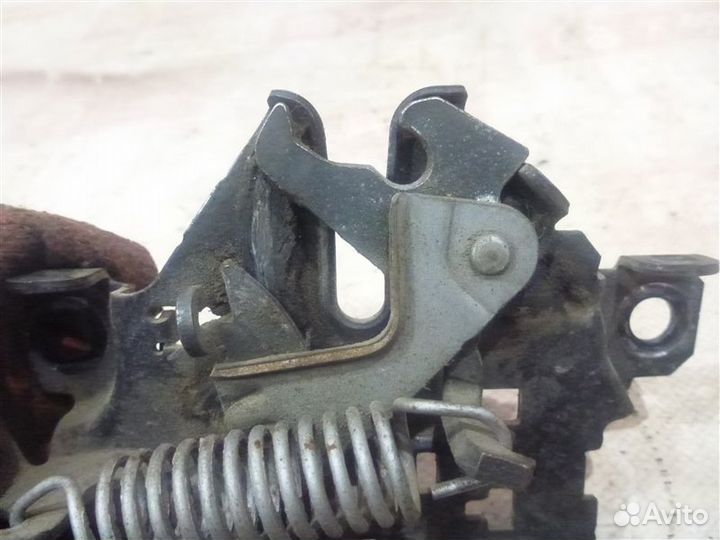 Замок капота Toyota Rav4 ACA30 1azfe 2006