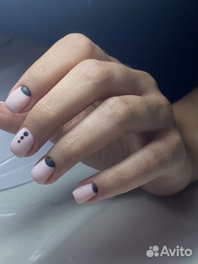 Маникюр педикюр шугаринг