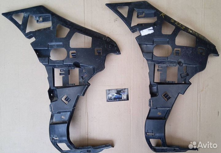 Кронштейн бампера Mercedes W222 S