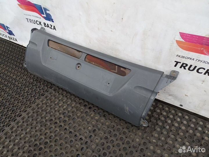 1504131 Накладка бампера центральная