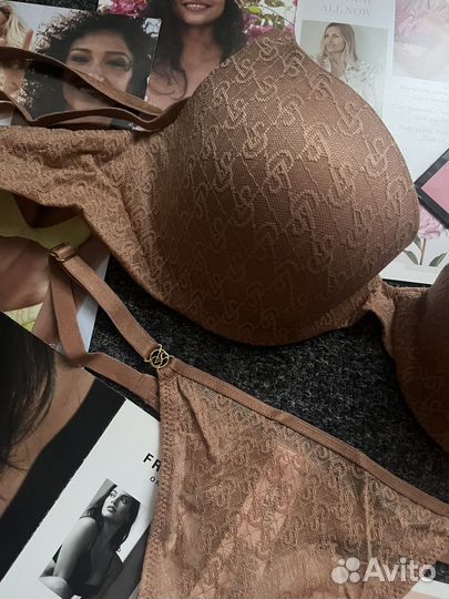 Комплекты белья Victorias Secret 75B и 80В