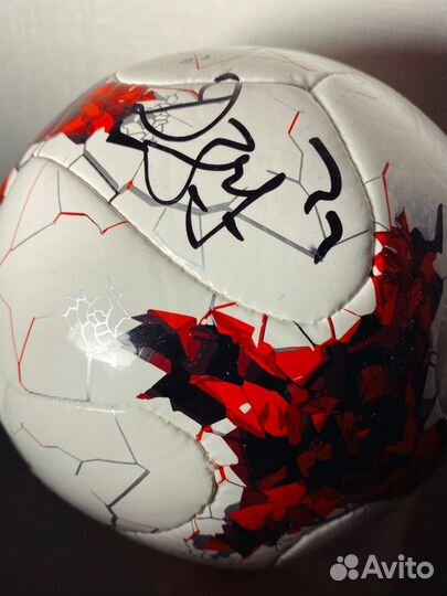 Футбольный мяч Fifa 2017 с подписью Дзюбы, шайба