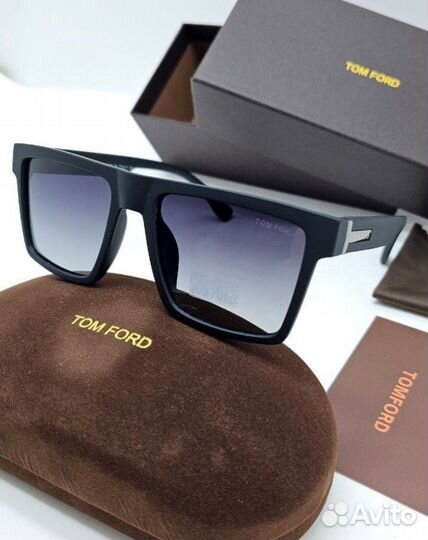 Солнцезащитные очки Tom Ford polarized