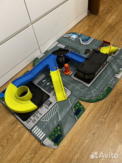 Трек автомобильный