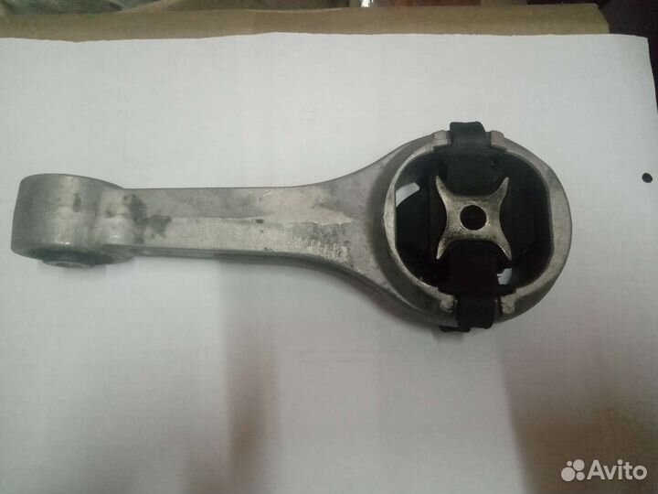 Опора двигателя WV polo