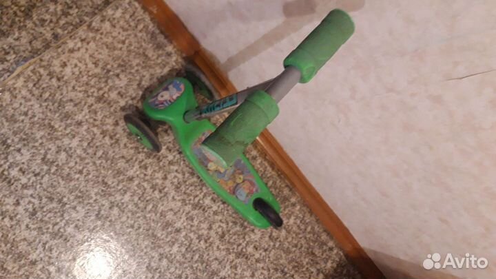 Самокат детский трехколесный