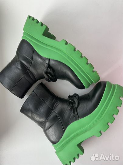 Ботинки женские house