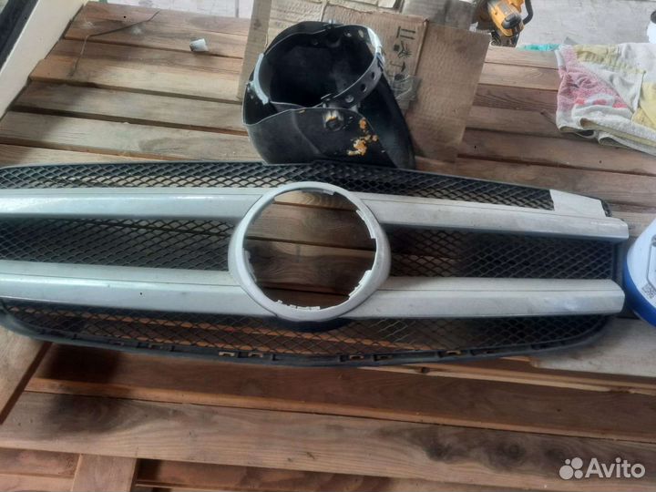 Решетка радиатора x166