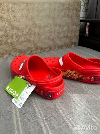 Crocs Крокс тапочки Молния маквин