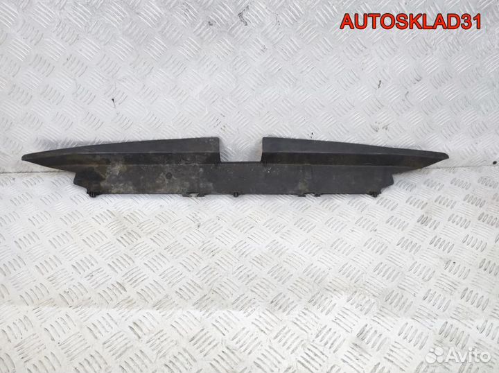 Пыльник радиатора верхний Renault Master 2