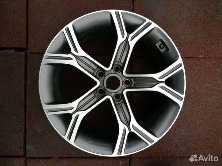 Диск R 19 KIA Stinger. 1 штука