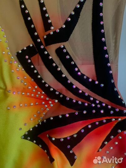 Купальник для художественной гимнастики