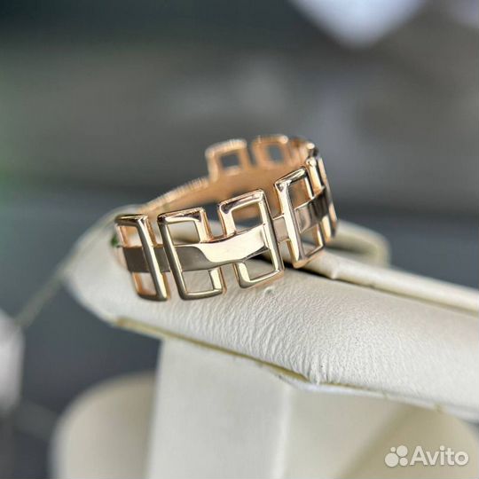 Золотое кольцо 585 пробы золото