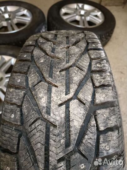 Tigar Ice 235/65 R17