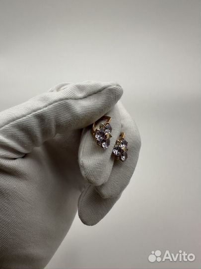 Золотые серьги 585 пробы