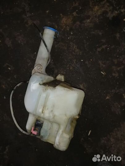 Бачок омывателя на rover 400