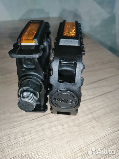 Педали для велосипеда