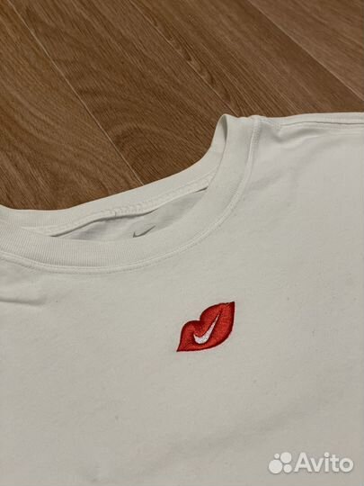 Футболка Nike Lips