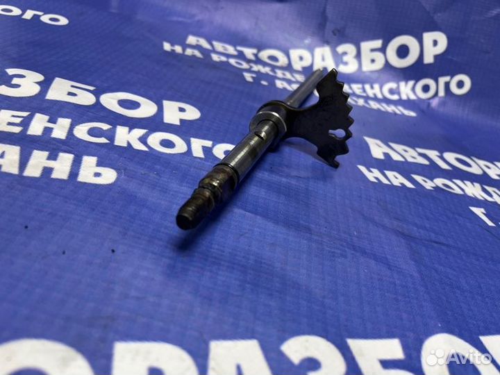 Вал рычага ручного управления АКПП Kia Rio 3 седан