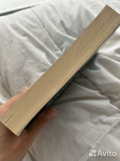 Книга Виктора Пелевина Empire V на английском