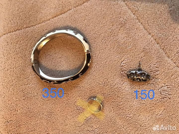 Колье, серьги, кольца, браслеты