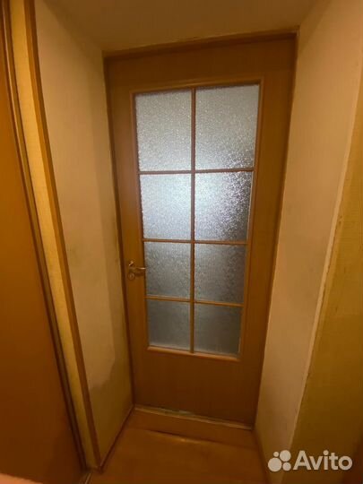 Межкомнатные двери бу 70см с коробкой и 80см