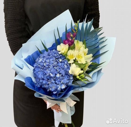 Букет с альстромерией, доставка