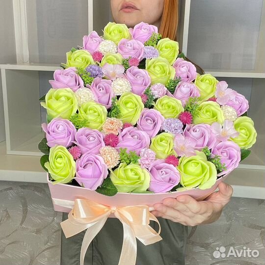 Сердце из 33 роз