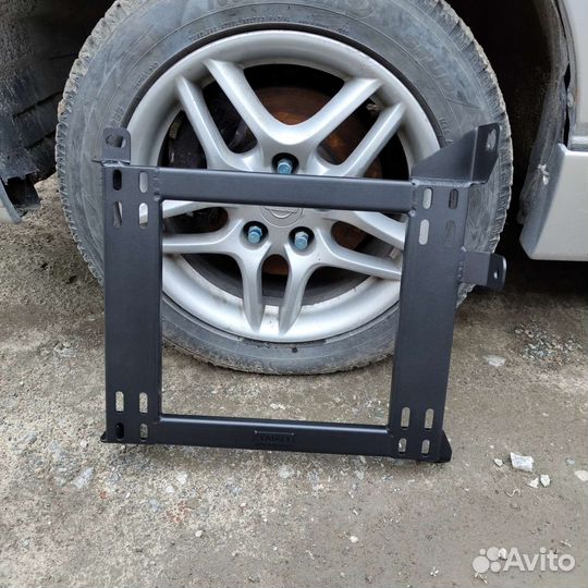 Опора ковша skyline 33 2wd