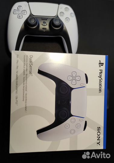 Dualsense, Dualshock 4