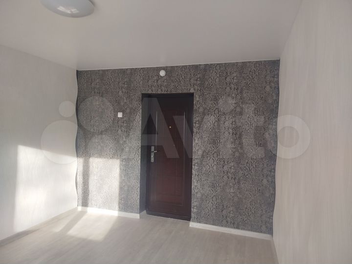 Комната 12,9 м² в 4-к., 2/9 эт.