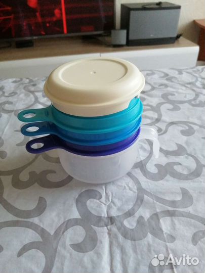 Емкость для смешивания Tupperware