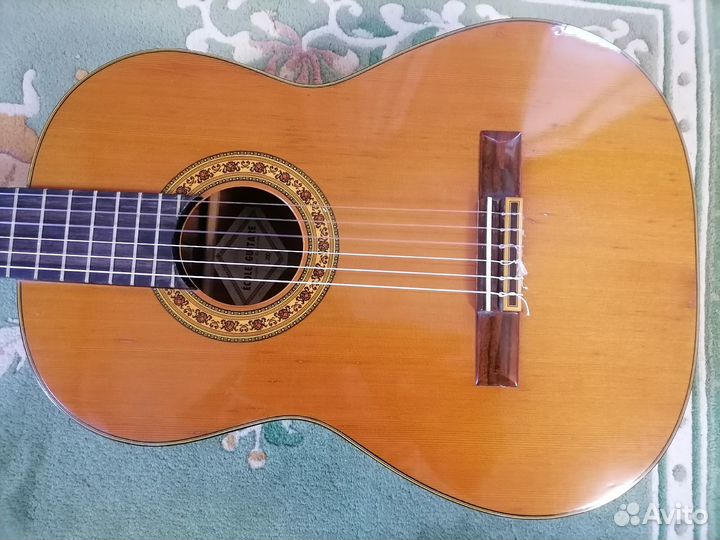 Классическая гитара Ecole Guitare №200