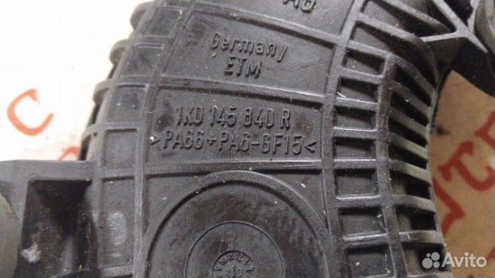 Патрубок интеркулера Volkswagen Golf 6 универсал