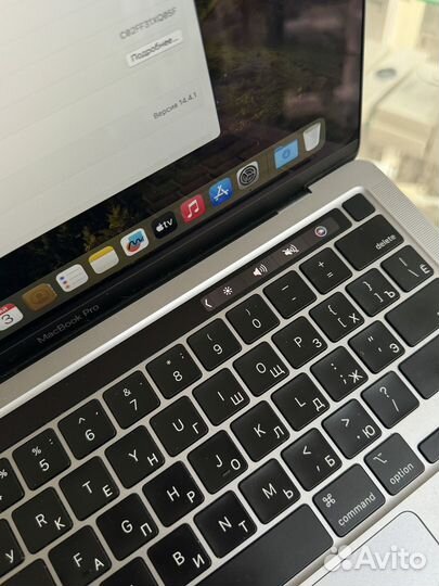 Macbook pro 13 m1 512 touch bar