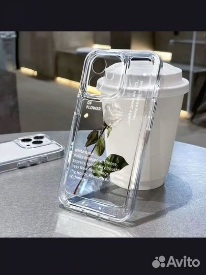 Чехол на iPhone 12