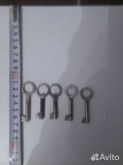 Ключик маленький