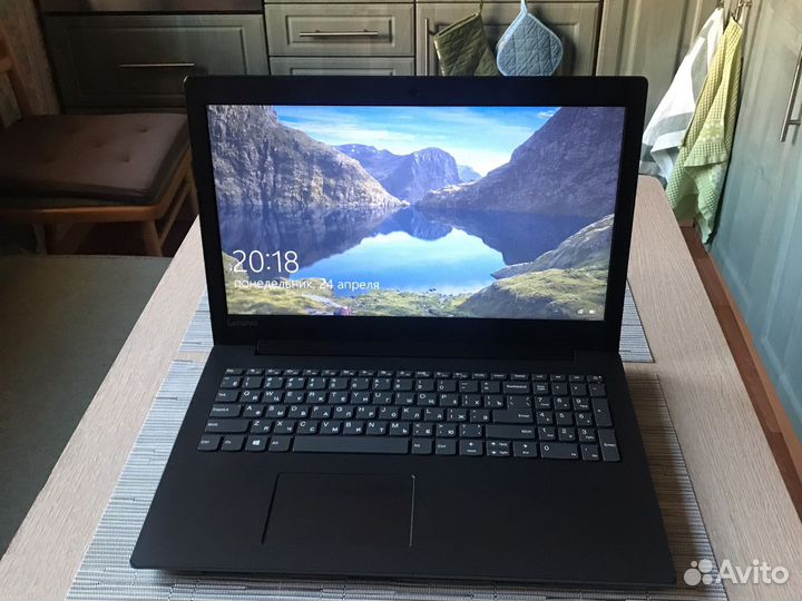Ноутбук Lenovo Ideapad 320-15 ISK