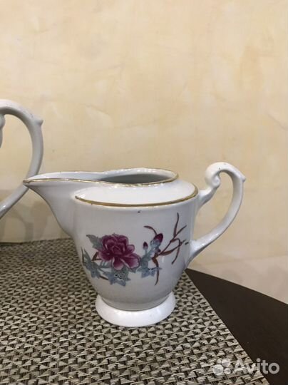 Чайник заварочный и сливочник